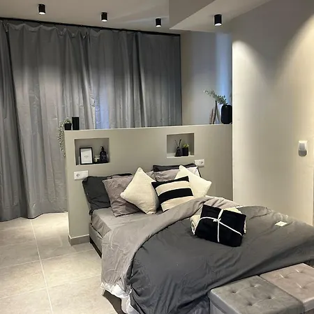 Blue Coast Penthouse T4 * Quarteira